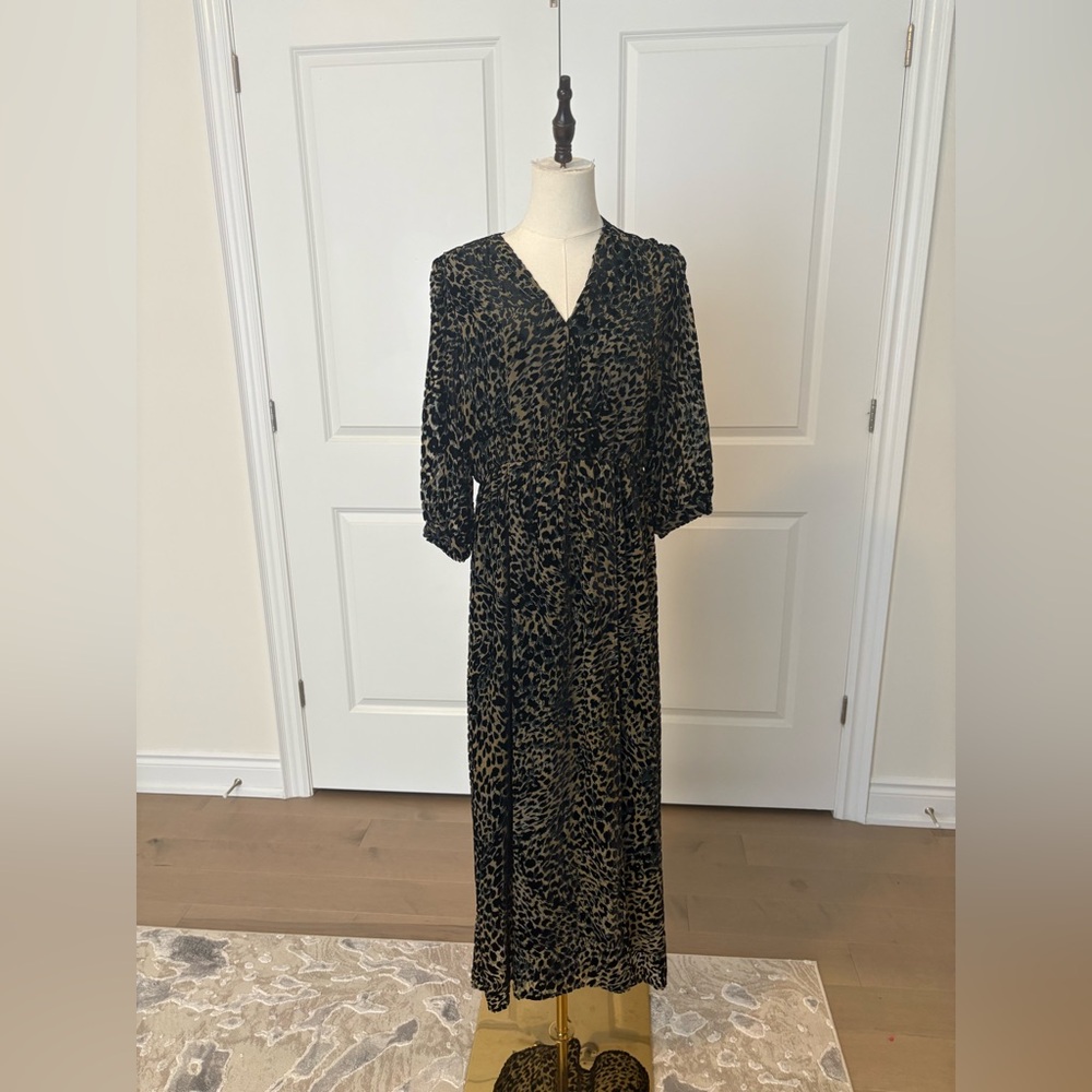 Elegant Long Sleeve Leopard Print Dress